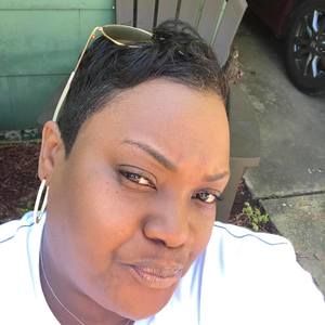 Meet your Posher, Renada